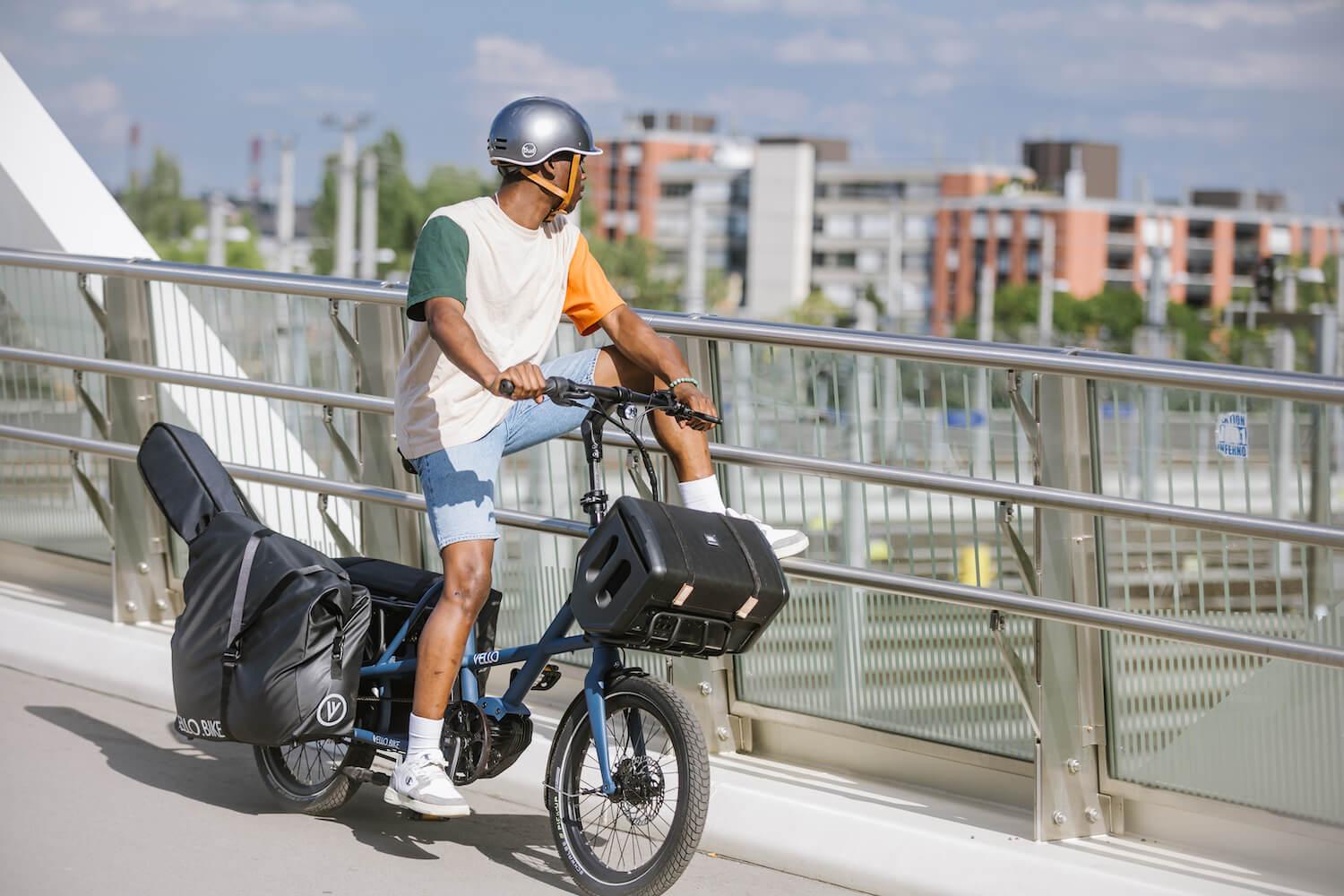 Vello Sub Is a Family Van on Two Wheels, Claims To Be the World's Lightest Cargo E-Bike