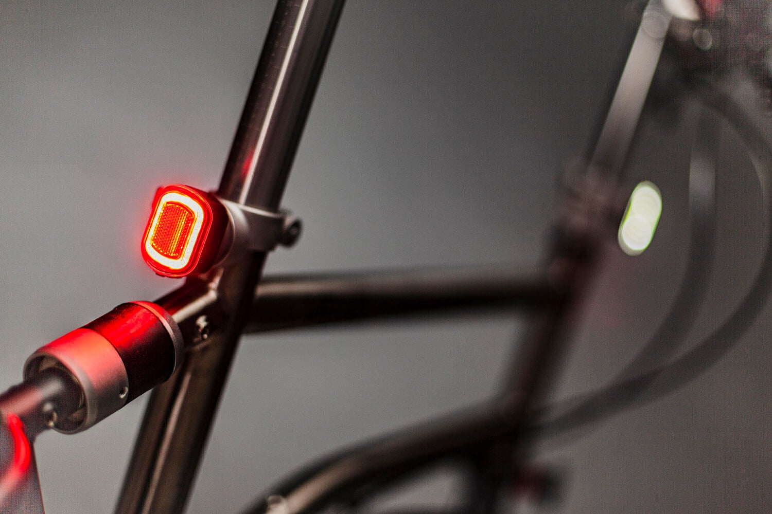 VELLO Bike Light LED White Red - Rear Light Rechargeable
